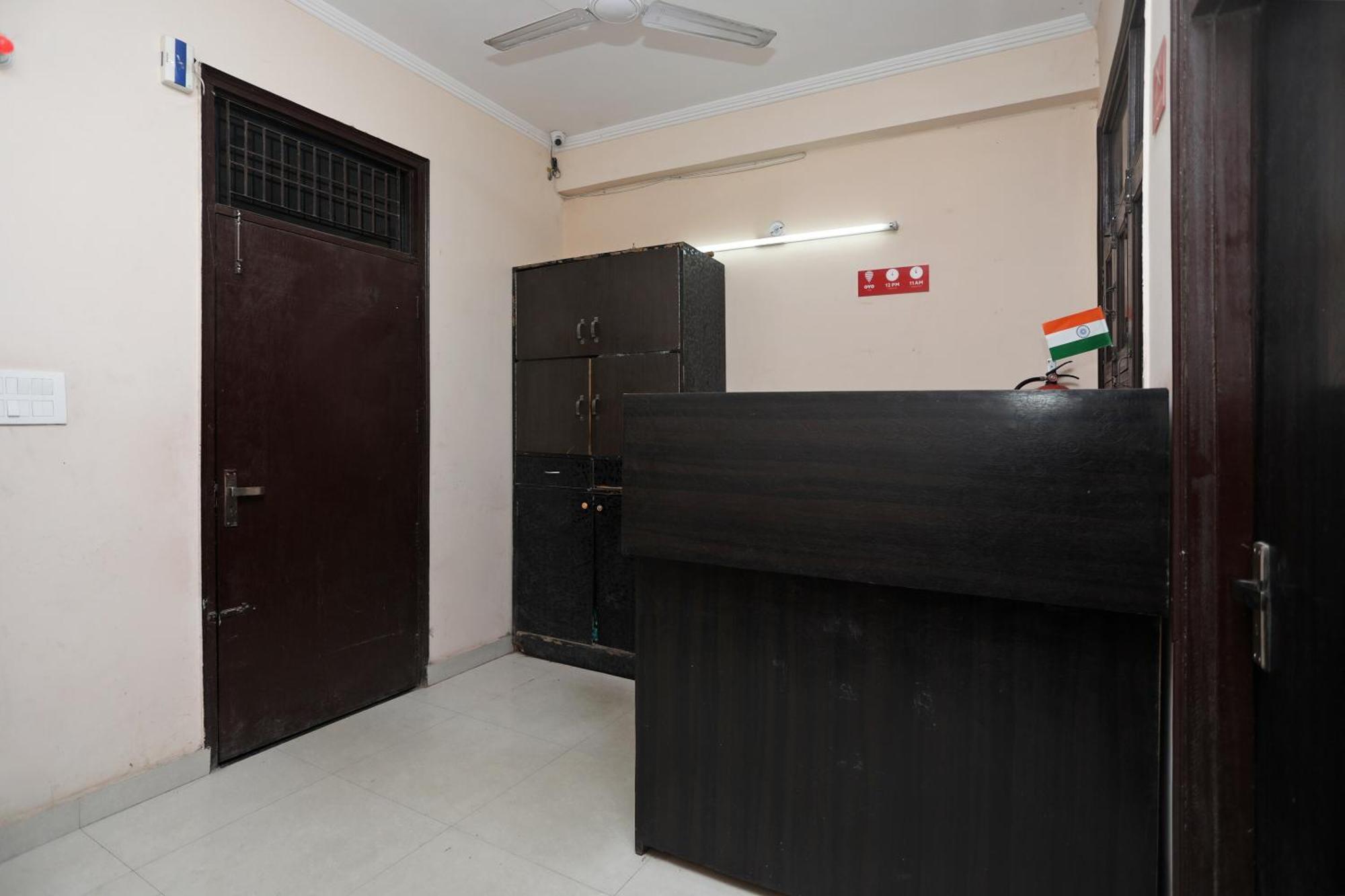 Hotel O Rn 32 Indirapuram Ngoại thất bức ảnh